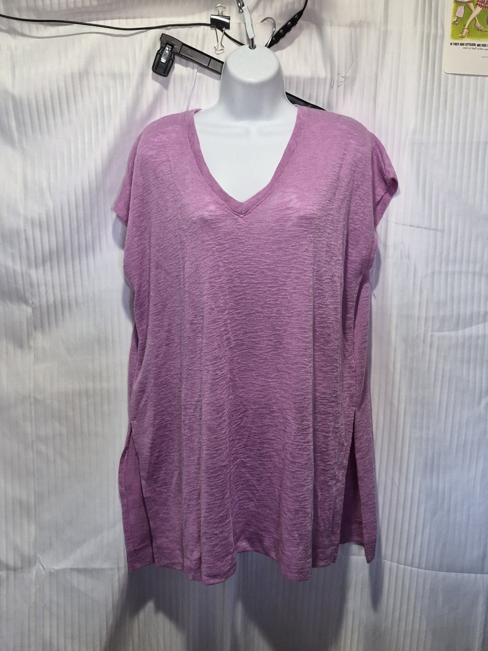 Nally & Millie Small/Medium Lilac V-Neck Tunic Top NWT